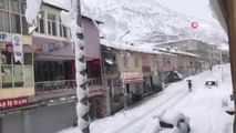 Şırnak'ta 26 yerleşim yerine kar nedeniyle ulaşım sağlanamıyor