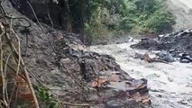 La Paz: Riadas provocan la caía del puente Ulo Ulo de la comunidad Piguaya de los Yungas 