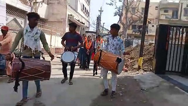 राष्ट्रीय फेडरेशन थाई बॉक्सिंग कप में पदक जीतने वाले छत्तीसगढ़ के खिलाड़ी पहुंचे रायपुर, ढोल-नगाड़े के साथ किया गया भव्य स्वागत