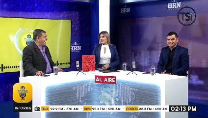 Sarahí detiene el tráfico de Tegucigalpa