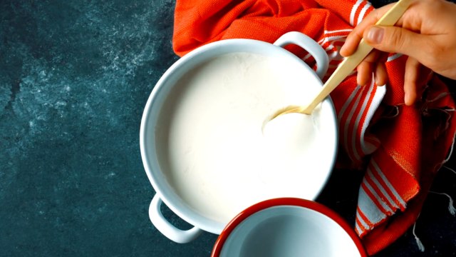 Is Skyr the Same Thing As Greek Yogurt or Are They Totally Different