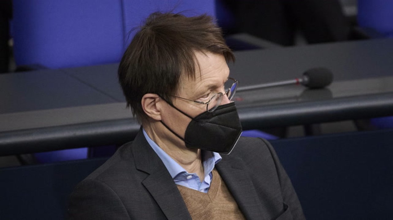 Nach drei Jahren Corona: Lauterbach räumt Fehler bei Maßnahmen ein