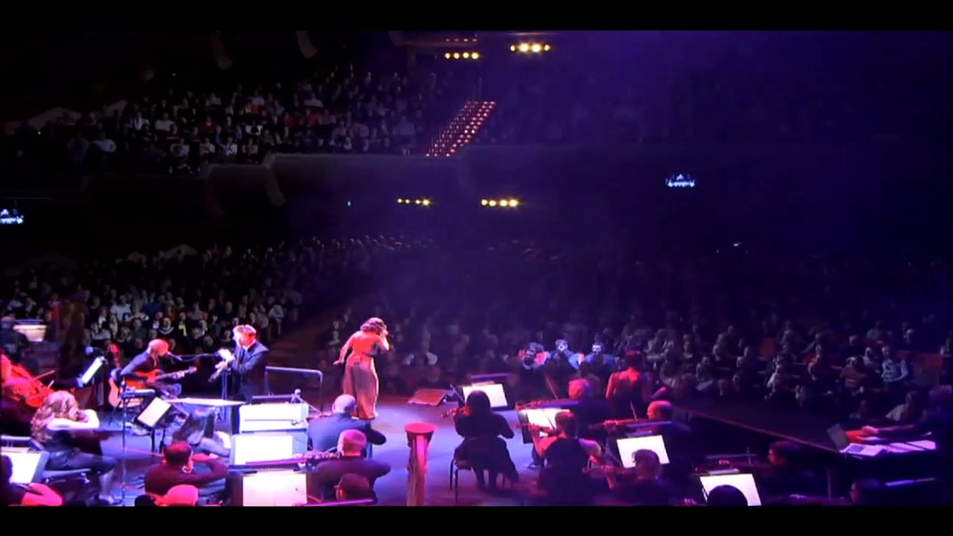 TINA ARENA — Call Me | Tina Arena - Symphony Of Life | (Concert 2012) |  Live in Melbourne - Vidéo Dailymotion