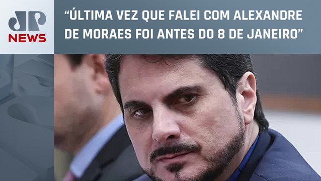 Marcos do Val fala com a imprensa após prestar depoimento à PF