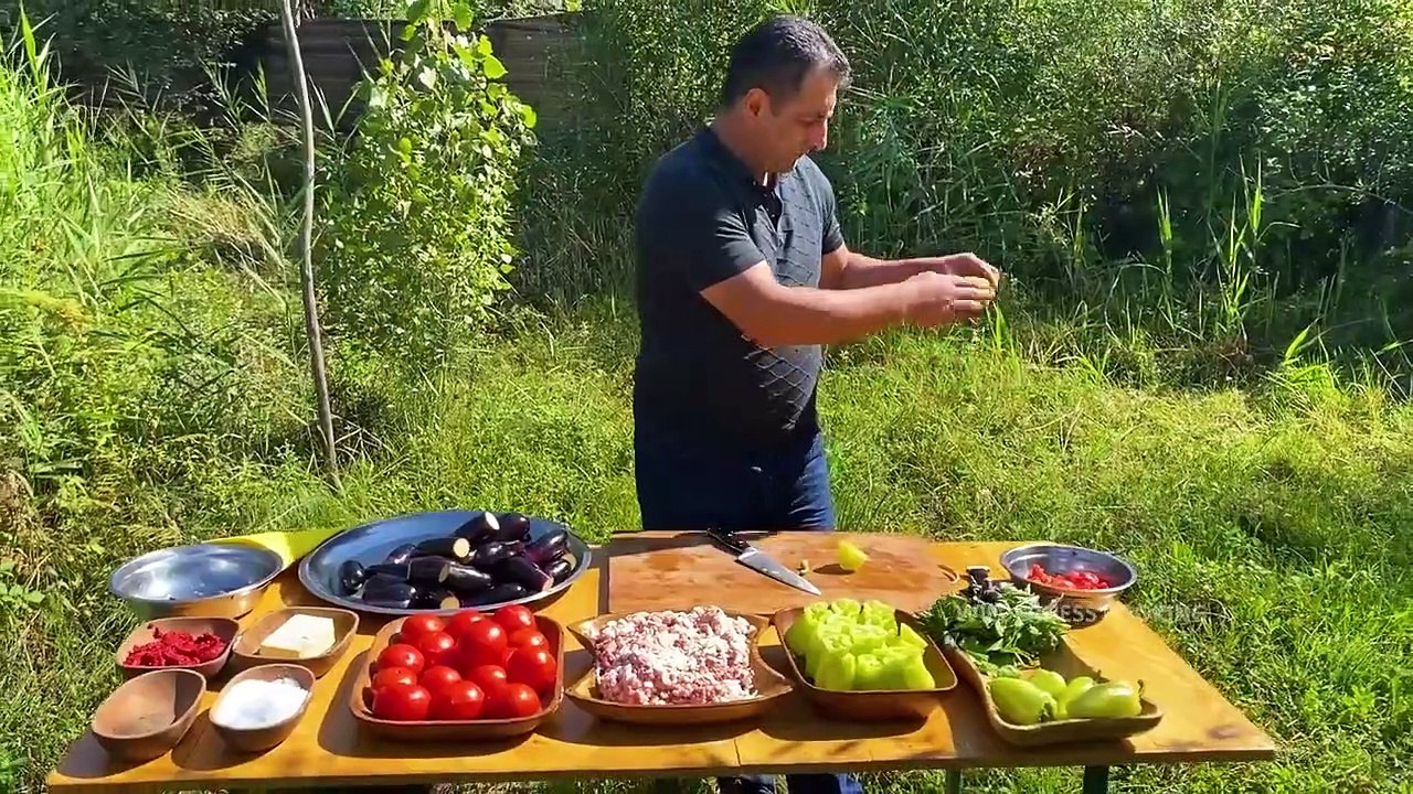 SO YUMMY THREE SISTERS DOLMA - 3 BACI DOLMA - STUFFED TOMATOES EGGPLANTS AND PEPPERS DISH RECIPE