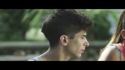 Raro el que no es raro | movie | 2015 | Official Trailer