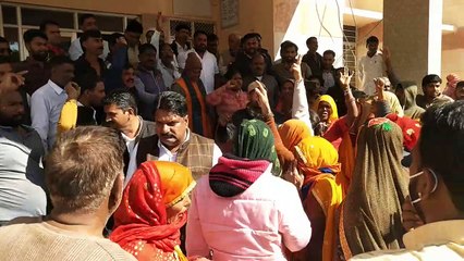 भाजपा नेताओं व शहरवासियों ने की आवाज बुलंद