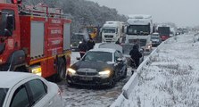 Bolu’da zincirleme kaza; 5 yaralı, İstanbul yönü kapandı