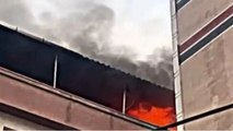 Zeytinburnu’nda 5 katlı binada yangın: 4’ü çocuk 7 kişi kurtarıldı