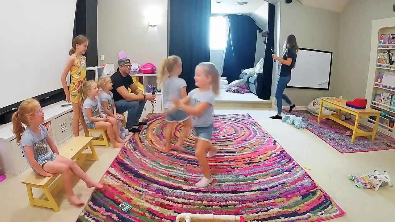 OutDaughtered - Se8 - Ep03 HD Watch