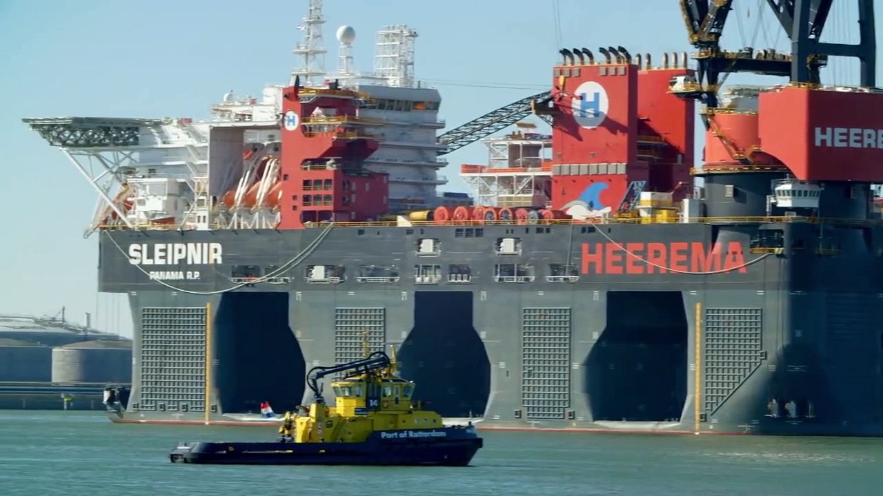 Impossible Engineering - Se10 - Ep01 - World's Largest Crane Vessel HD Watch