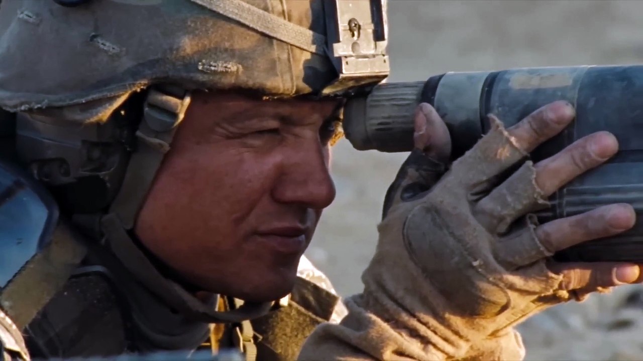 THE HURT LOCKER He's Down - (2008) War, Anthony Mackie