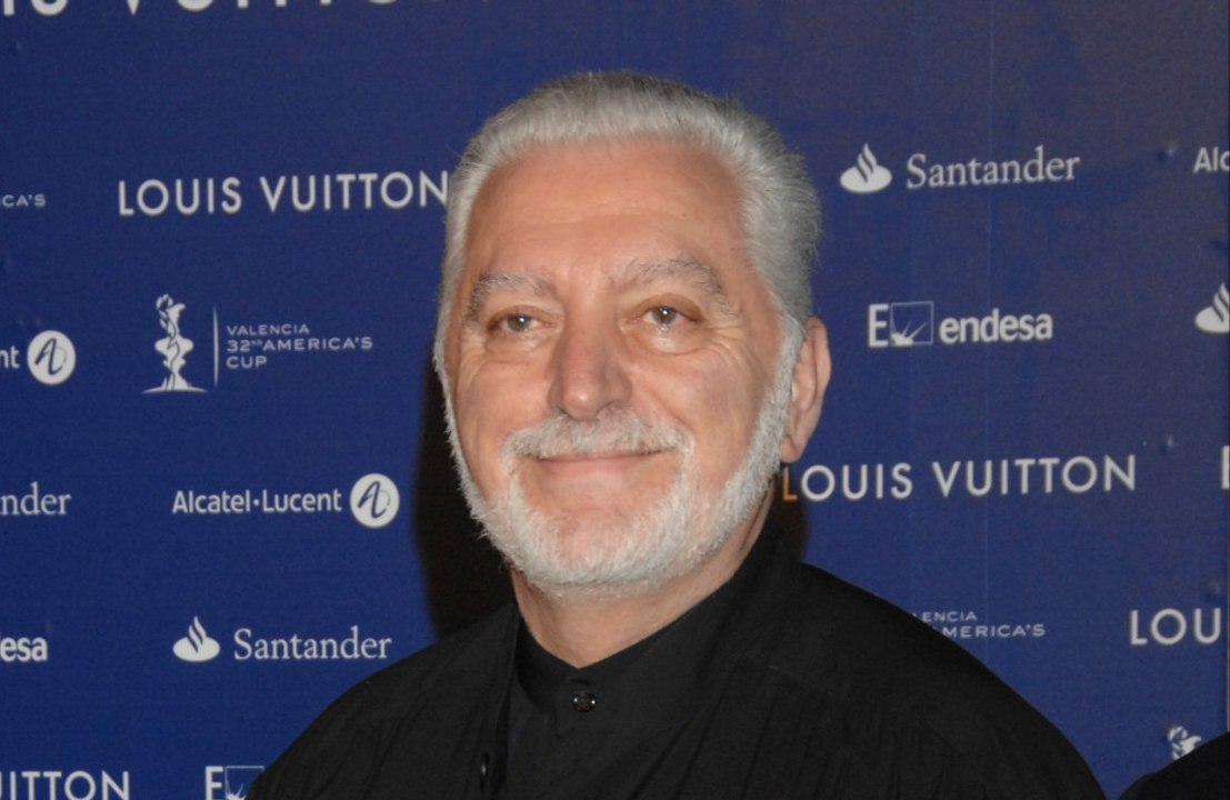 Fashion icon Paco Rabanne dies aged 88