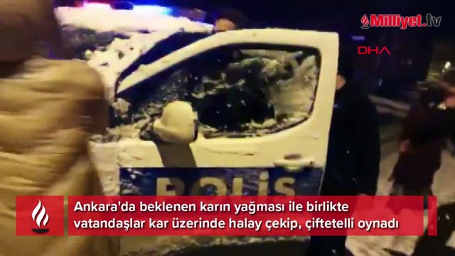 Ankara'da halaylı kar kutlaması