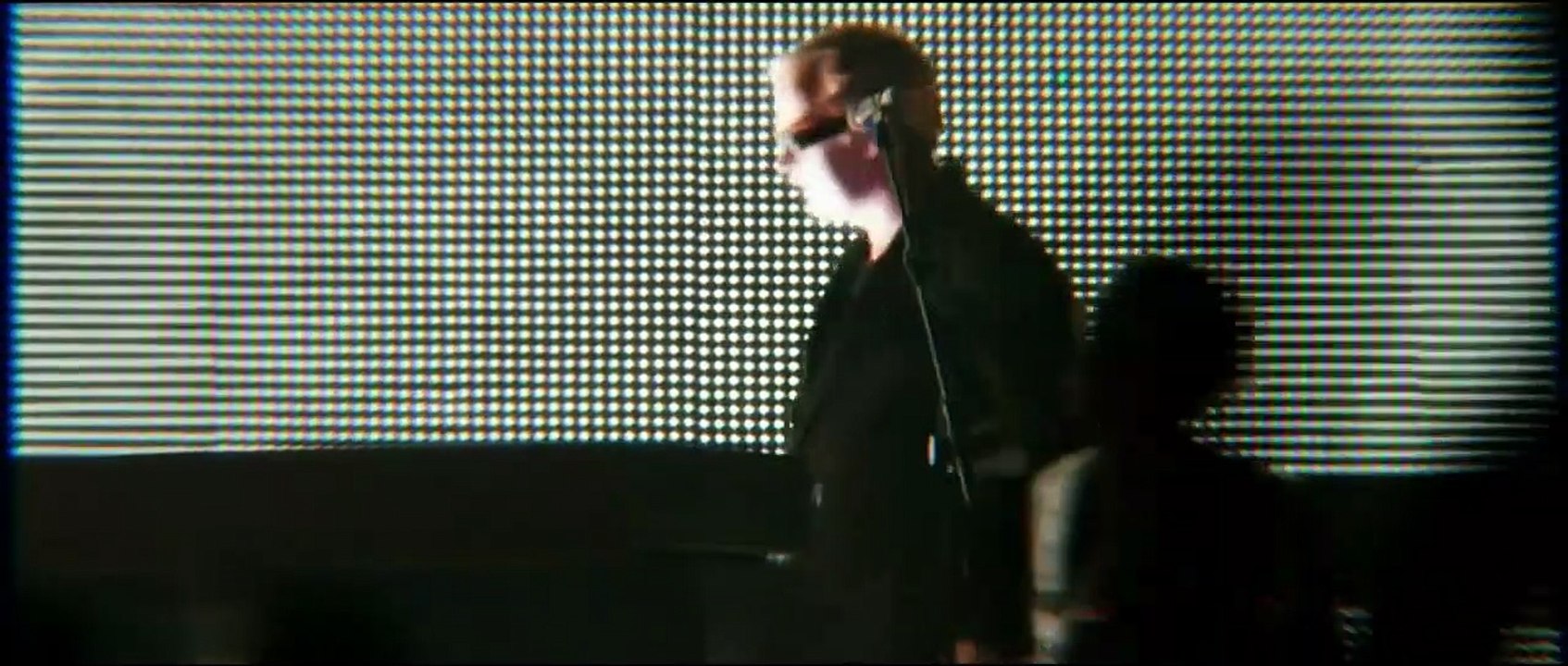 Depeche Mode - Tour of the Universe - Live in B...