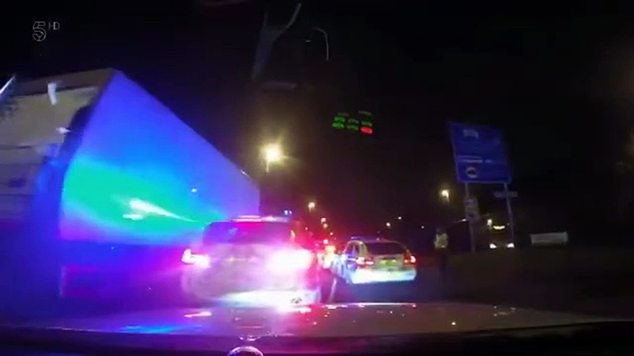 Traffic Cops - Se2 - Ep05 HD Watch