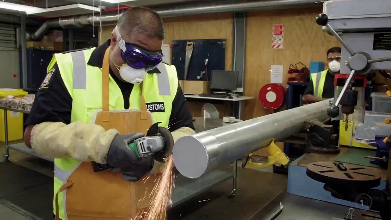 Border Patrol - Se12 - Ep11 HD Watch