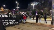 Cospito, da Stazione Centrale di Milano parte corteo anarchici - Video