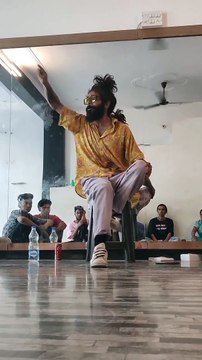 CRAZY INDIAN DANCER .DANCING ON CHAIR