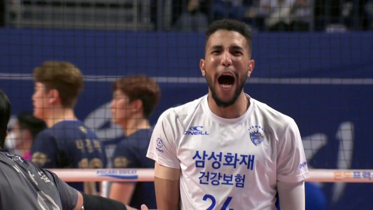 삼성화재, 우리카드 꺾고 2연승 / YTN