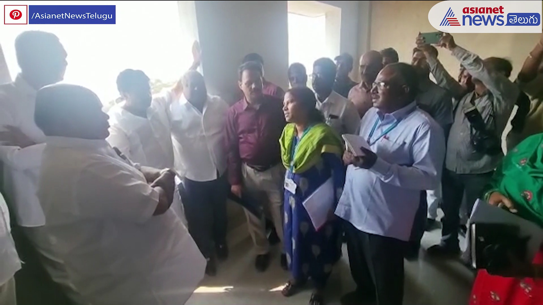 శరవేగంగా యాదవ, కురుమ ఆత్మగౌరవ భవనాల నిర్మాణం... పరిశీలించిన మంత్రుల బృందం