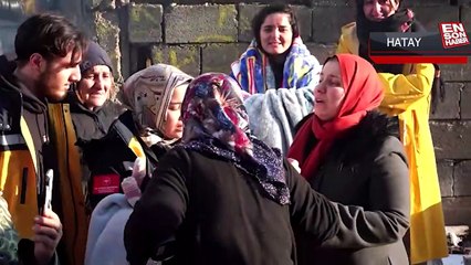 Hatay'da enkaz altında kalan anne ve çocuğu sağ kurtarıldı