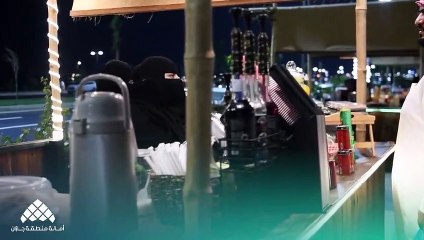 بالفيديو.. «أشواق» تحكي تجربتها من البيع بالمنزل إلى حاضنات الأعمال بكورنيش جازان