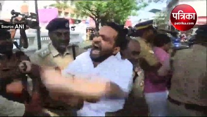 केरल CM विजयन के खिलाफ जबरदस्त विरोध: हिरासत में लिए गए प्रदर्शनकारी, बढ़ाई सुरक्षा