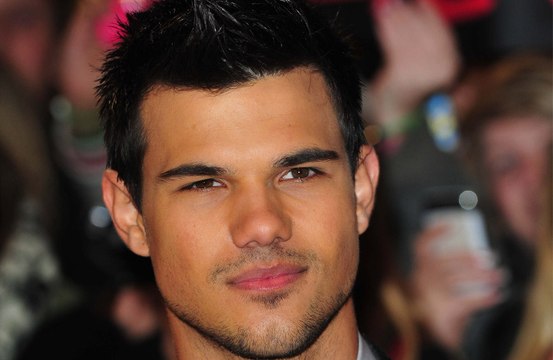 El hombre lobo de 'Crepúsculo' sufrió problemas de imagen corporal debido a esas películas