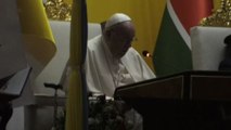 Papa in Sud Sudan: basta violenze, serve nuovo inizio per la pace