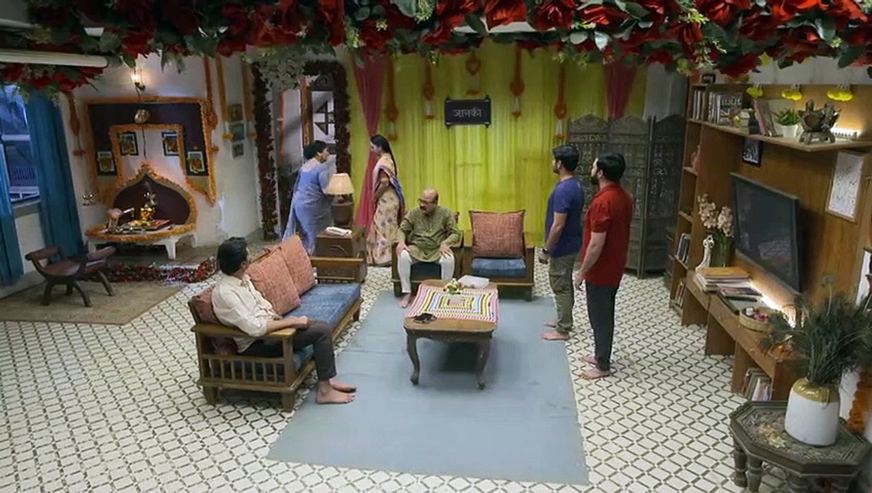 Vinayak Blames Kanchan | Aai Kuthe Kaay Karte Vinayak Blames Kanchan | S1 E908 3 Feb