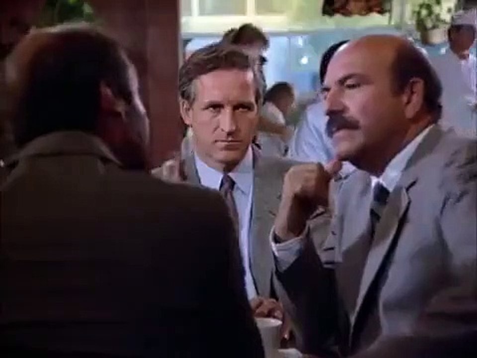 Hill Street Blues - Se7 - Ep04 - Bald Ambition HD Watch