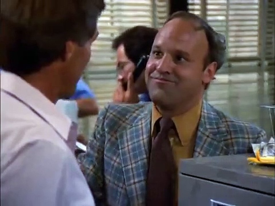 Hill Street Blues - Se7 - Ep07 - Amazing Grace HD Watch