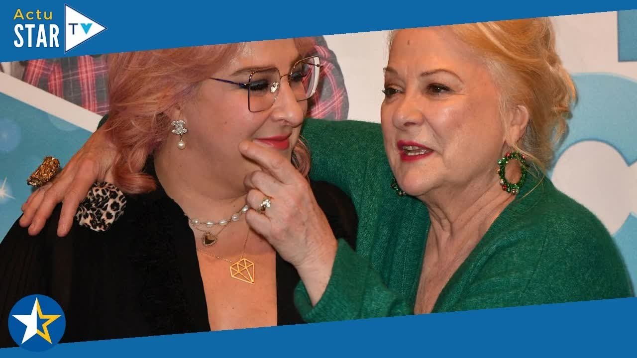 Marilou Berry surprend sa maman Josiane Balasko, son amoureux très impressionné