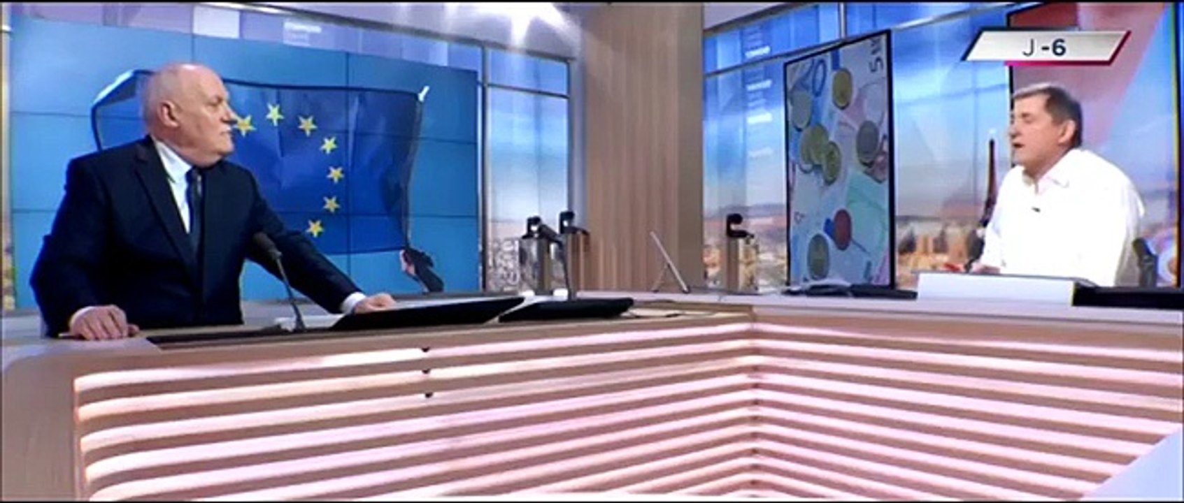 L'EURO N'EST PAS VIABLE ASSELINEAU FACE A YVES CALVI SUR LCI