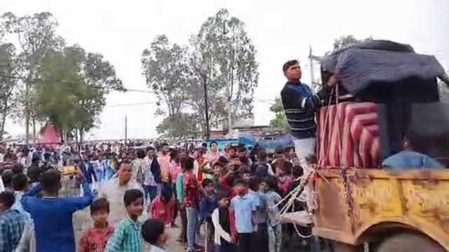 Band, Baja and horse rider gave unique farewell to the principal