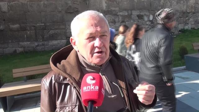 2 Bin 500 Yıllık Sinop Kalesinin Duvarlarına Yazı Yazılması Vatandaşın Tepkisini Çekti