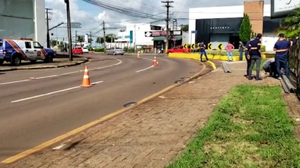 Defesa Civil instala guard rail no final da Rua Paraná