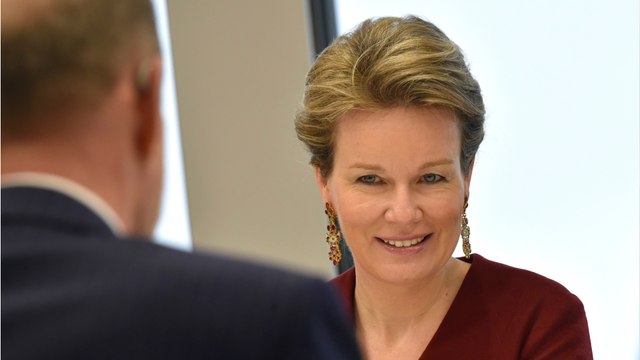 GALA VIDEO - Mathilde de Belgique : ce point commun qu’elle partage avec Valérie Lemercier, Lara Fabian et… Christine Lagarde !