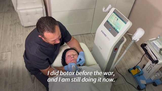 Ukrainian surgeons treat civilians scarred by Russia's war