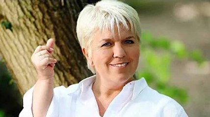 Mimie Mathy vit l’enfer, on veut la démolir