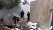 الأمطار والثلوج تفاقم معاناة سكان مخيمات ريف حلب الشمالي