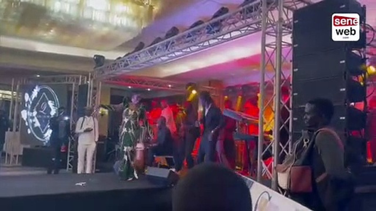 Incroyable Ndiollé Tall rend un vibrant hommage à Pape Diouf et sa femme BB Bass lors de son anniv