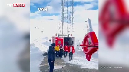 Tải video: Van’daki hastaya Snowtrack ambulansla ulaşıldı