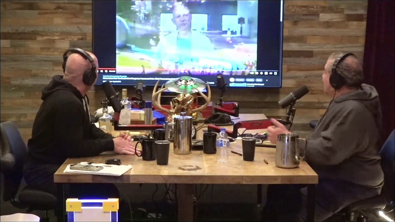 Joe Rogan & Joey Diaz- EXTREME Waterpark! LOL