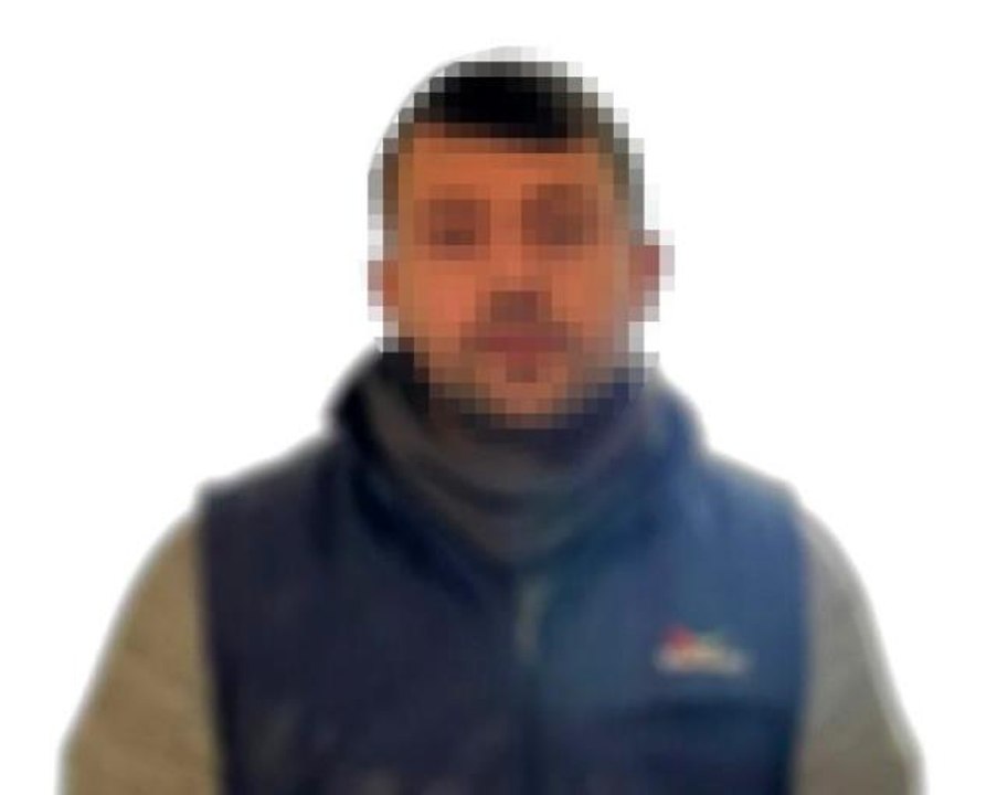 Kağıthane'de cep telefonu hırsızı önce kameraya, sonra polise yakalandı