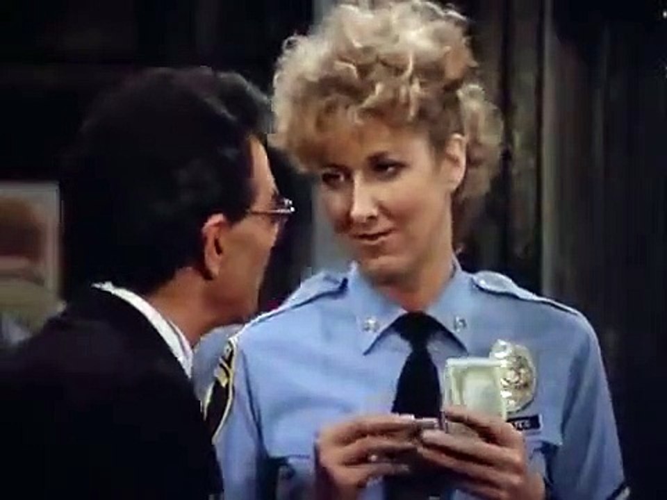 Hill Street Blues - Se7 - Ep22 - It Ain't Over Till it's Over HD Watch