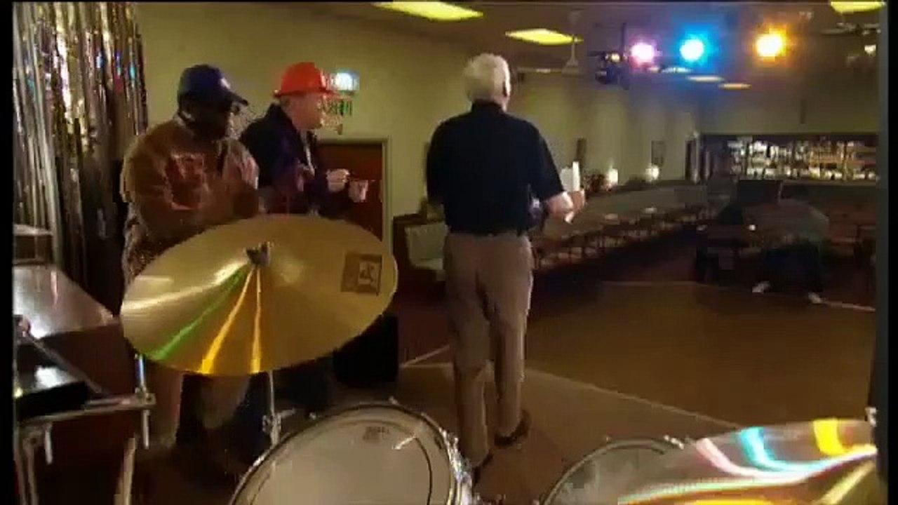 Phoenix Nights - Se1 - Ep01 HD Watch