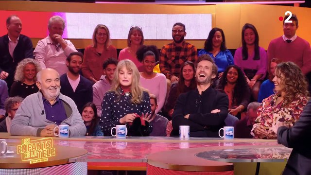 VIDÉO - Arielle Dombasle : son énorme bourde face à Pierre Arditi a beaucoup amusé