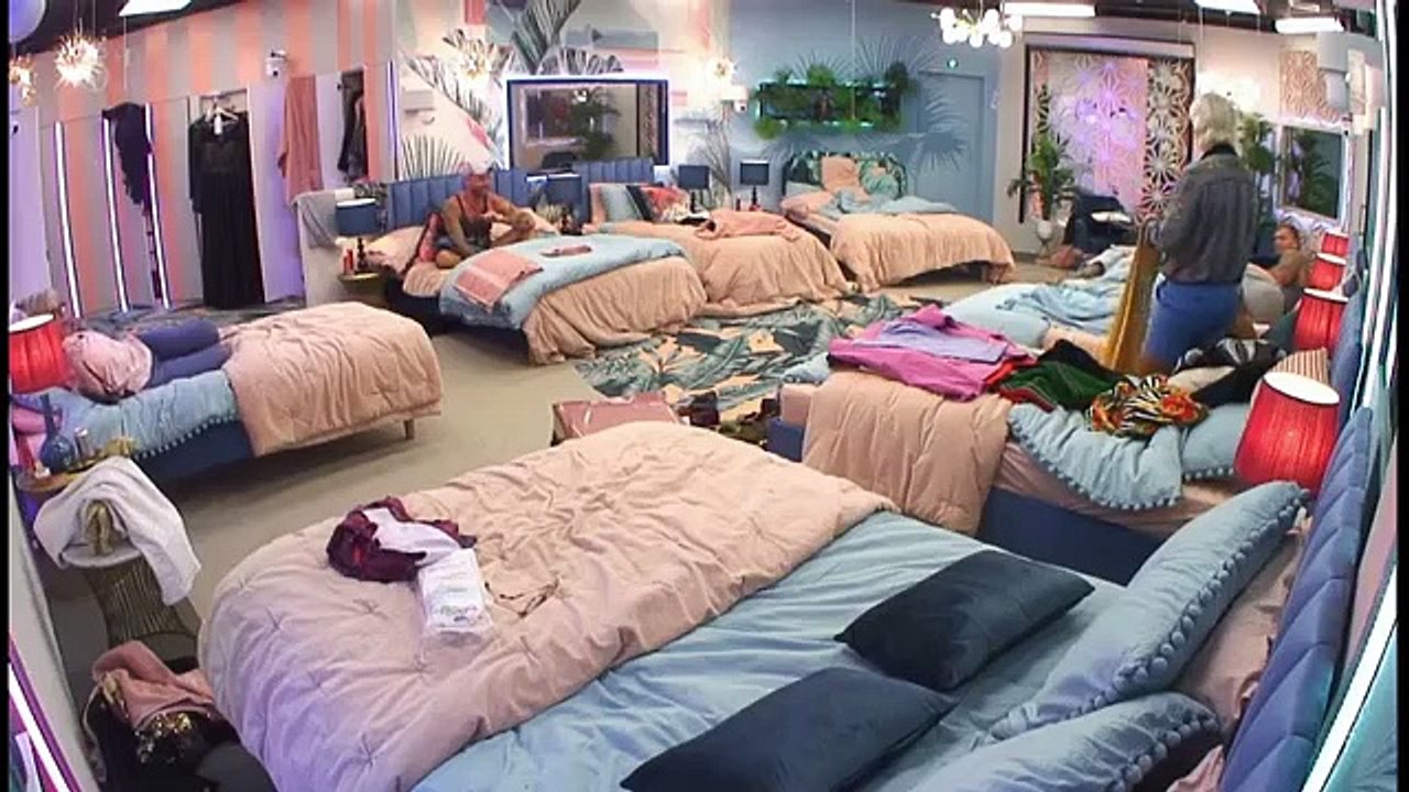 Celebrity Big Brother - Se22 - Ep04 - Day 3 HD Watch